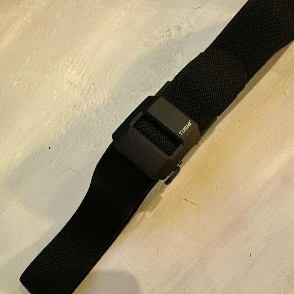 NWT TUSHI Unisex Black Belt Quick Release Durable
